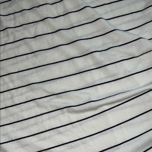 LuLu’s Tunic - Picture 2 of 5